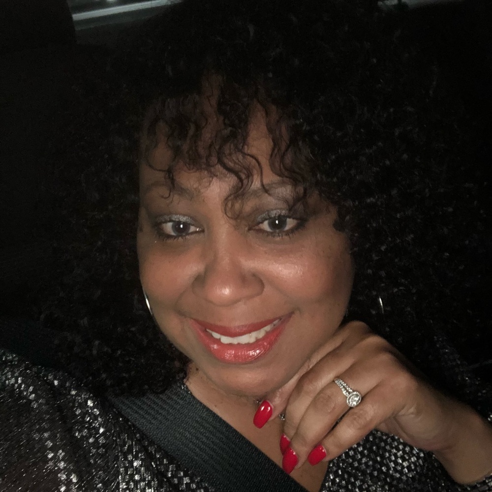 Meet your Posher, Yavonne